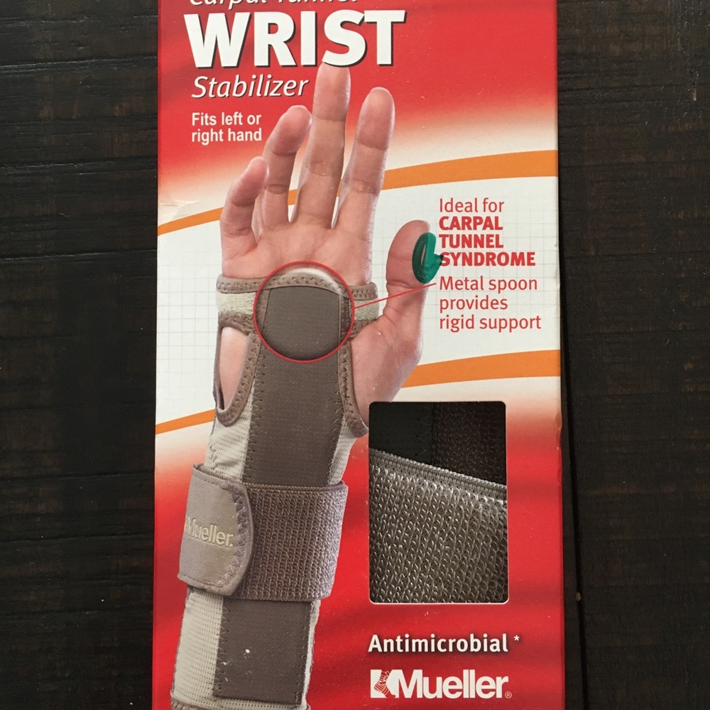 Wrist stabilizer. Fits left or right.